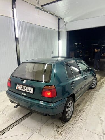 авто не рабочий: Volkswagen Golf: 1996 г., 1.8 л, Автомат, Бензин, Хэтчбэк — 3
