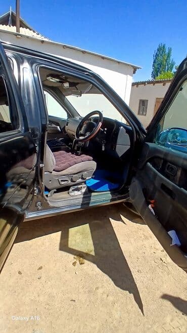 Продажа авто: Nissan Terrano: 1997 г., 2.7 л, Автомат, Дизель, Внедорожник — 3
