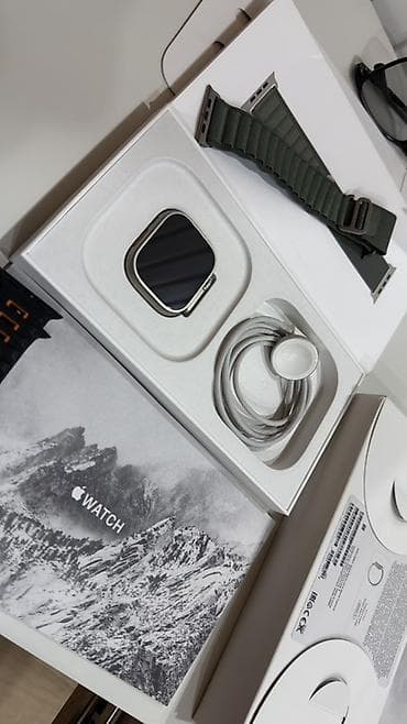 Apple Watch Ultra (49 мм) АКБ 100% титановый корпус, состояние