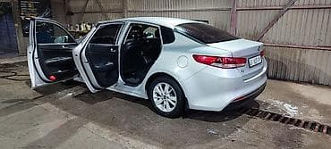 sorento 2022: Kia K5: 2016 г., Газ — 3