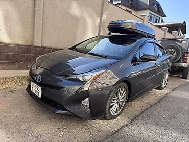 2017: Toyota Prius: 2017 г., 1.8 л, Гибрид, Хэтчбэк — 7
