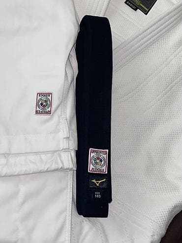 Продам черный пояс IJF
Покупал в Нана спорте.
На рост 180. Новый