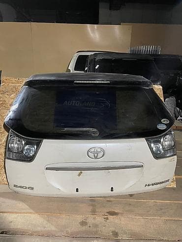 prius plus: Крышка багажника Toyota, 2003 г., Б/у, Оригинал — 1