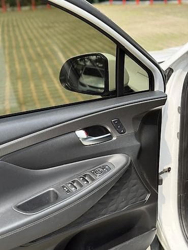 Транспорт: Hyundai Santa Fe: 2019 г., 2 л, Автомат, Дизель, Кроссовер — 9