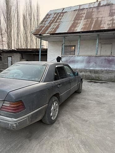 mini jack: Mercedes-Benz W124: 1991 г., 2.9 л, Ручные, Дизель, Седан — 5