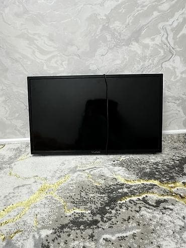 Телевизор YUNO, диагональ около 32" (ориентировочно). Классический