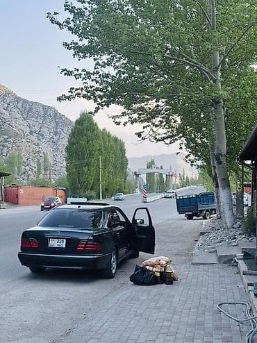 илизон машына: Mercedes-Benz E-Class: 2002 г., 2.8 л, Автомат, Бензин, Седан — 1