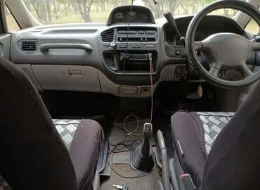 Mitsubishi : 1995 г., 2.8 л, Дизель, Минивэн