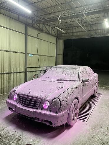 Транспорт: Mercedes-Benz E-Class: 2000 г., 4.3 л, Автомат, Бензин, Седан — 2