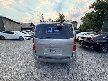 маши: Hyundai Starex: 2020 г., 2.5 л, Типтроник, Дизель, Минивэн — 4