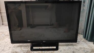 toshiba телевизор: Имеется подставка и крепеж на стену — 3