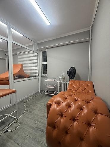 Эмерек: Сдается кабинет 8 метр квадрат Центре города Тыныстанова 104 между — 2