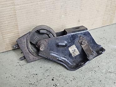 Подушка мотора Mazda 1997 г., Б/у, Оригинал, Германия