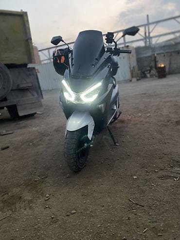 скутер 50 кубовый: Макси-скутер 150 куб. см, Бензин, Б/у — 8