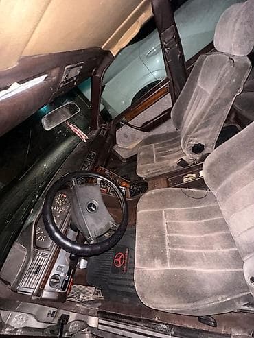 ml 163: Mercedes-Benz W124: 1989 г., 2 л, Механика, Бензин, Седан — 6