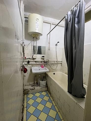 квартир: 2 комнаты, 45 м², Индивидуалка, 1 этаж, Старый ремонт — 6