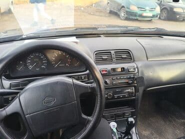 токмок срочно: Nissan Maxima: 1995 г., 2 л, Механика, Бензин, Седан — 2