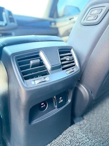 Продажа авто: Ssangyong Rexton: 2019 г., Внедорожник — 4