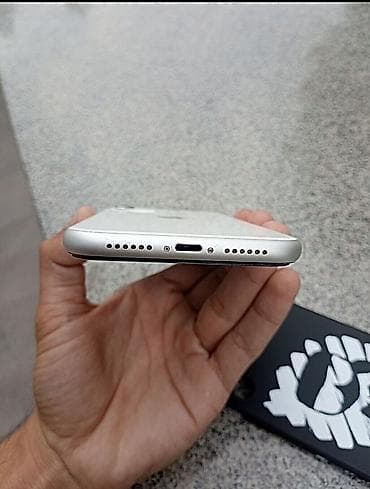 iphone 12 plus: IPhone 11, Б/у, 64 ГБ, Серебристый, Защитное стекло, 66 % — 2
