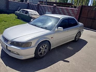 дом меняю: Honda Accord: 1999 г., 0.2 л, Автомат, Бензин, Седан — 5