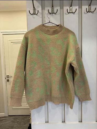 b 5: 500 сом 
Новая — 10