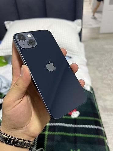 iphone pro: IPhone 13, 128 ГБ, цвет Midnight (тёмно‑синий/чёрный). Характеристики — 1