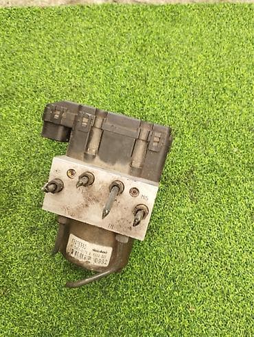 chariot: Блок abs Mitsubishi Chariot N94W 4G64 2400 2000 (б/у) — 1