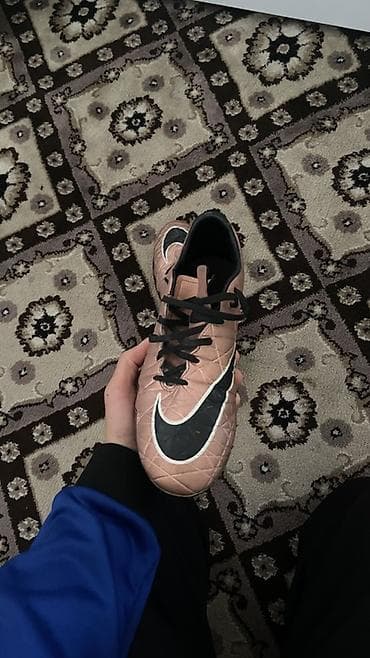 кедра футбол: Футбольные бутсы Nike Hypervenom для натурального газона (FG) - — 3