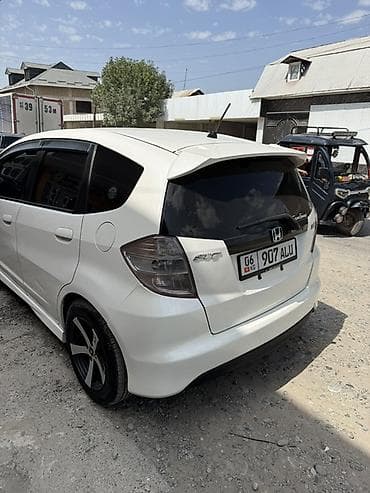 мини купер машина: Honda Fit: 2008 г., 1.5 л, Автомат, Бензин, Хэтчбэк — 6