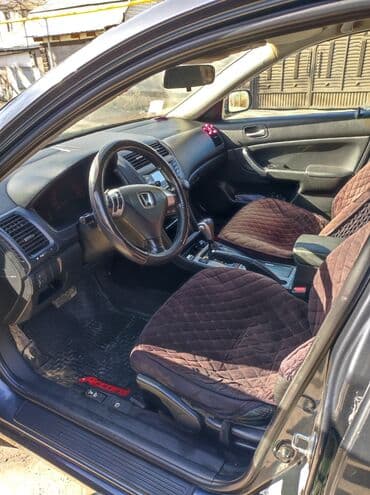 хонда црв 1: Honda Accord: 2003 г. — 6