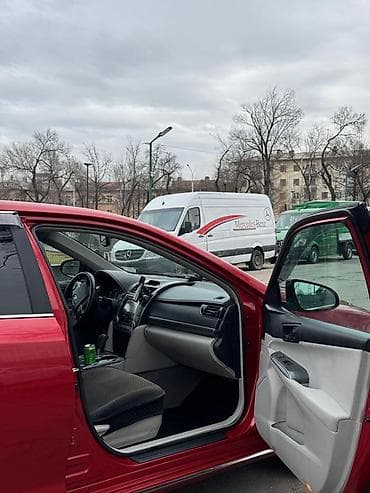 Транспорт: Toyota Camry: 2012 г., 2.5 л, Автомат, Гибрид, Седан — 2