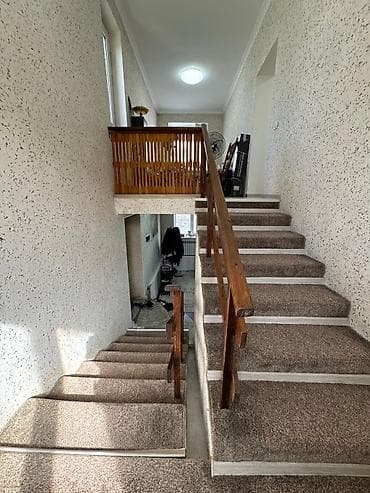 гараж продается: Продается 2х этажный 🏠 📍Район Красный Строитель ▪️Участок 4.1 сотки по — 10