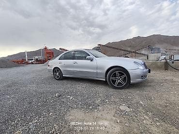 Mercedes-Benz E-Class: 2002 г., Седан — 3