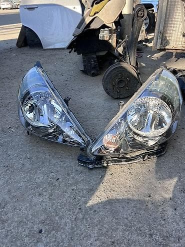 Комплект передних фар Honda