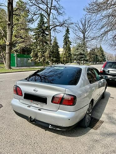 70 сом: Nissan Primera: 2000 г., 1.8 л, Кол менен иштөөчү, Бензин, Седан — 2