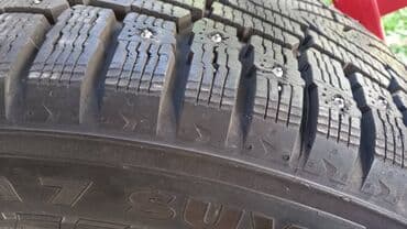 шипованные шины б у: Шины 285 / 60 / R 18, Зимняя шипованная, Б/у, Комплект, Внедорожные (АТ/МТ) — 2