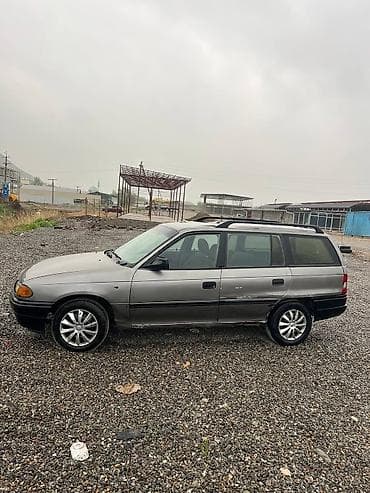 suzuki lets: Opel Astra: 1992 г., 1.6 л, Автомат, Бензин, Универсал — 3