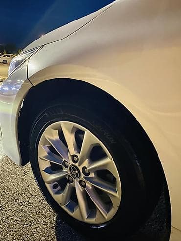 runx alex: Toyota Corolla: 2020 г., 1.8 л, Автомат, Гибрид, Седан — 5