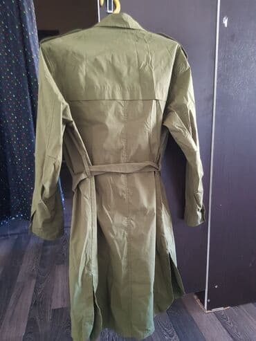 плащи от дождя: Плащ от Bershka, ОРИГИНАЛ. Надевалось 1 раз, размер не подошёл — 6