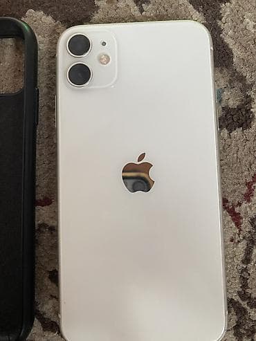 IPhone 11, белый цвет. Ключевые особенности: - Дисплей Liquid Retina at lalafo.kg IPhone 11, белый цвет. Ключевые особенности: - Дисплей Liquid Retina