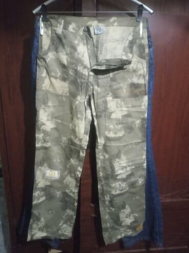 Продам джинсы на подростка весенне-осенние, размер 48, цвет