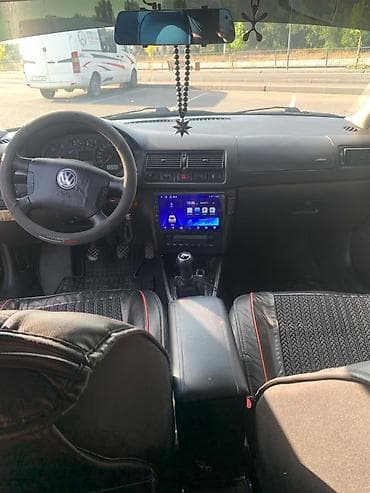 Продажа авто: Volkswagen Golf: 2003 г., Механика, Дизель, Хэтчбэк — 6