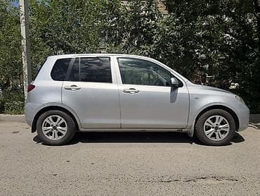 Mazda Demio: 2002 г., 1.3 л, Автомат, Бензин, Хетчбек — 3