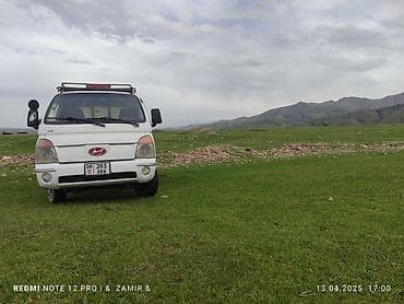 Легкий грузовик, Hyundai, Стандарт, 3 т, Б/у at lalafo.kg Легкий грузовик, Hyundai, Стандарт, 3 т, Б/у