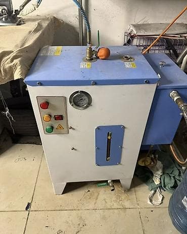 Упаковочно-фасовочные аппараты: Продаю парогенератор автомат и утюжный стол. Промышленный — 1