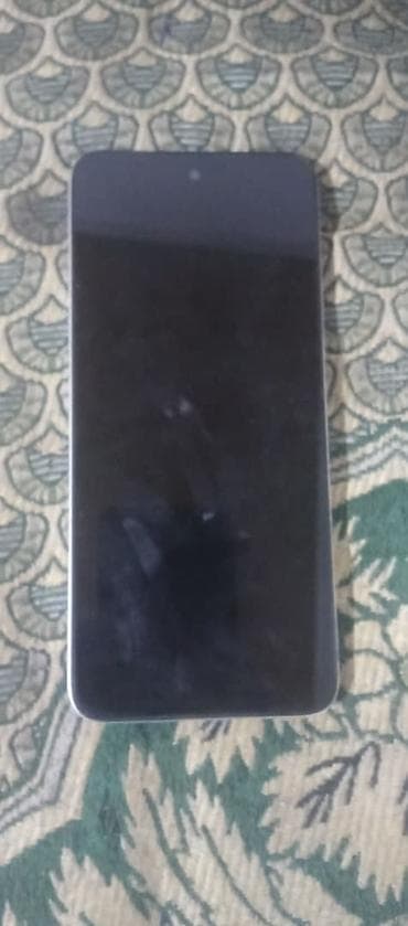 11 pro iphone: Poco M6 — 1
