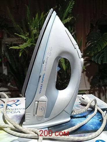 Табылгалар кеңсеси: Отдам утюг за 2 кг. сахара В рабочем состоянии, немного стерта подошва — 1