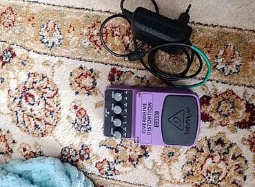 форма валейболный: Электрогитара Squier by Fender Bullet Strat (Stratocaster) - — 5