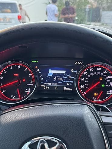 Продажа авто: Toyota Camry: 2019 г., 2.5 л, Автомат, Бензин, Седан — 5
