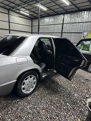 ауди сатам: Mercedes-Benz W124: 1992 г., 3.2 л, Автомат, Бензин, Седан — 3